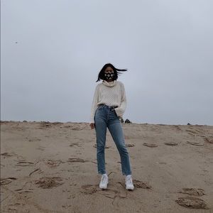 APIECE APART CABLE KNIT SWEATER IN LARGE